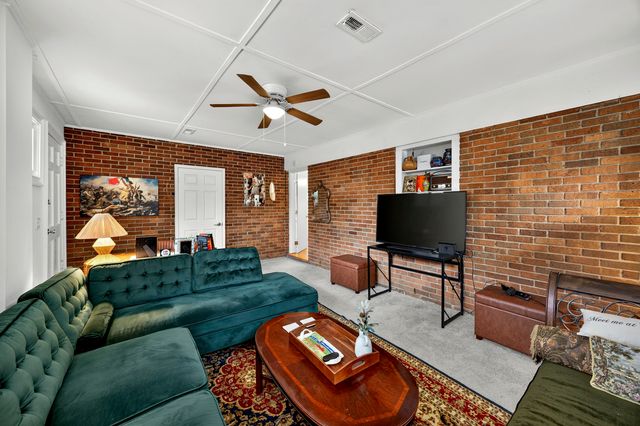 124 Helen Drive, Summerville, SC 29483