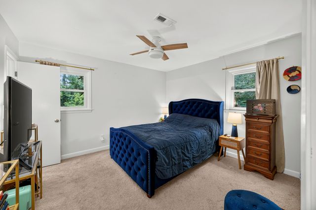 124 Helen Drive, Summerville, SC 29483