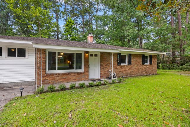 124 Helen Drive, Summerville, SC 29483