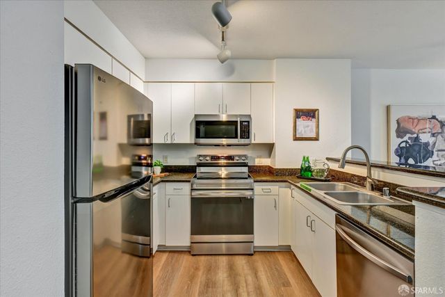 8200 Oceanview Terrace 108, San Francisco, CA 94132