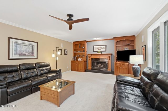 4819 Sunwood Drive, Toledo, OH 43623
