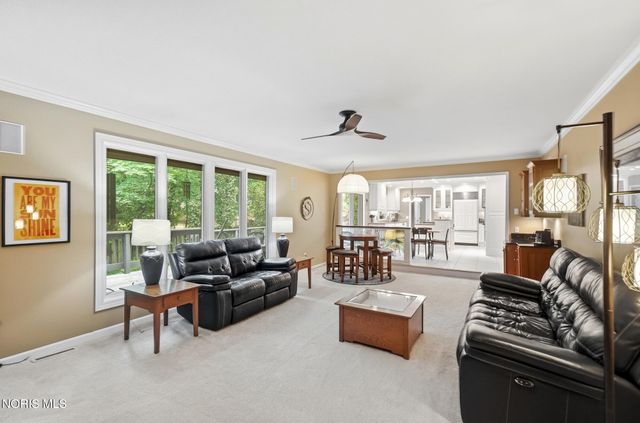 4819 Sunwood Drive, Toledo, OH 43623