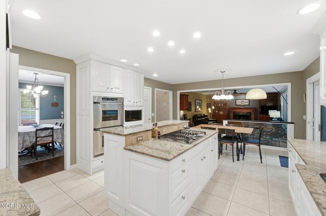 4819 Sunwood Drive, Toledo, OH 43623
