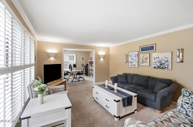 4819 Sunwood Drive, Toledo, OH 43623