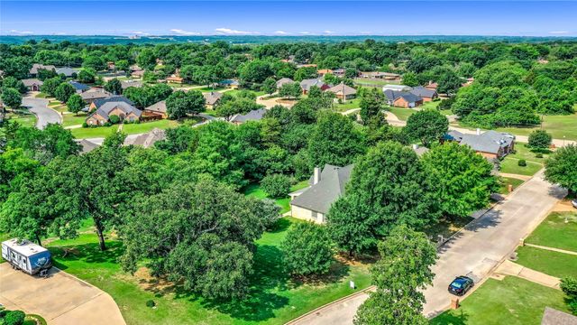 2108 Turtlecreek, Denison, TX 75020