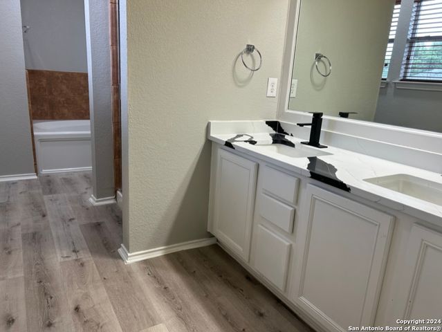 5620 POPPY SEED RUN, Leon Valley, TX 78238