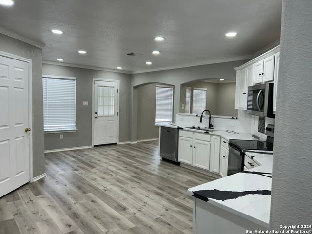 5620 POPPY SEED RUN, Leon Valley, TX 78238