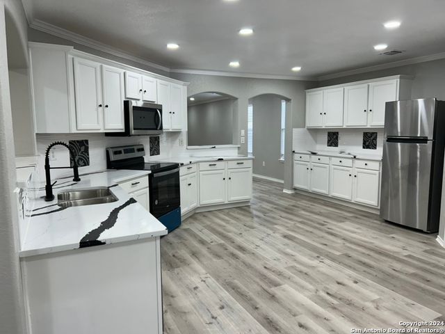 5620 POPPY SEED RUN, Leon Valley, TX 78238