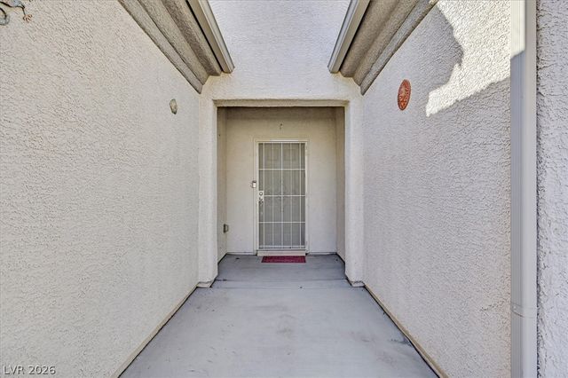 7537 Homing Pigeon Street, North Las Vegas, NV 89084