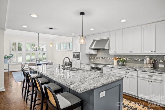 2022 Springdale Avenue, Charlotte, NC 28203