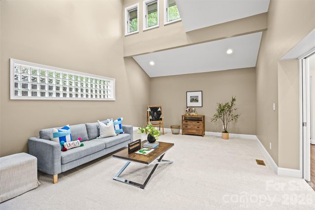 2022 Springdale Avenue, Charlotte, NC 28203