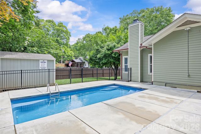 2022 Springdale Avenue, Charlotte, NC 28203