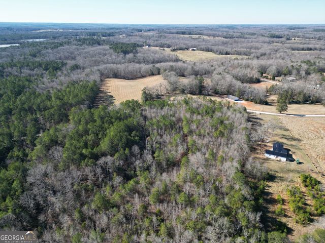 3075 Gregg Shoals Drive, Elberton, GA 30635