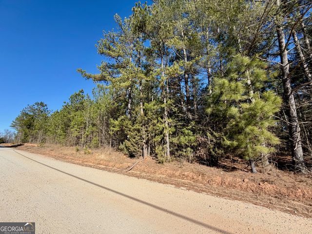 3075 Gregg Shoals Drive, Elberton, GA 30635