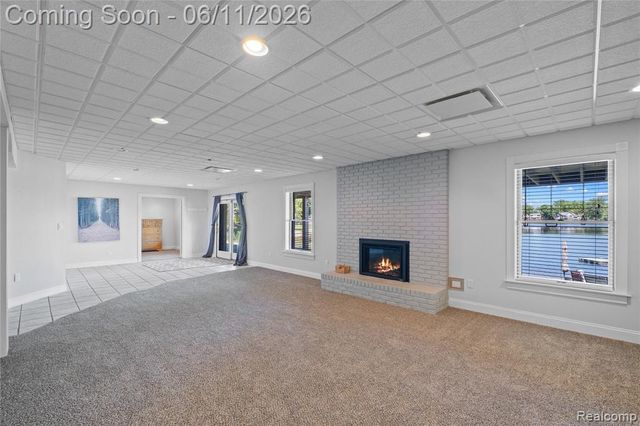 1154 Lake Valley Drive, Fenton, MI 48430