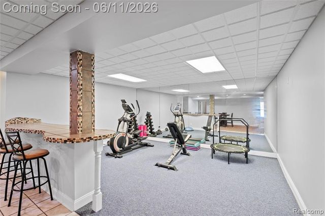 1154 Lake Valley Drive, Fenton, MI 48430