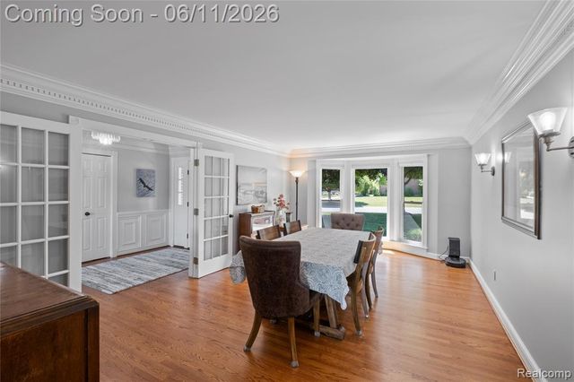 1154 Lake Valley Drive, Fenton, MI 48430