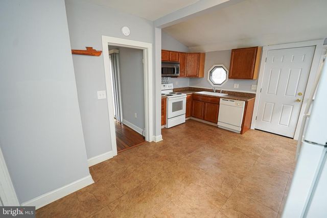 605 OAK HILL AVE, Salisbury, MD 21801