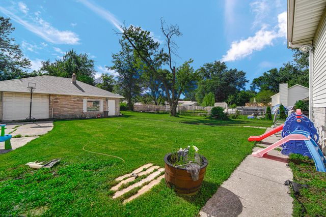 1708 Norwood Drive, Griffith, IN 46319
