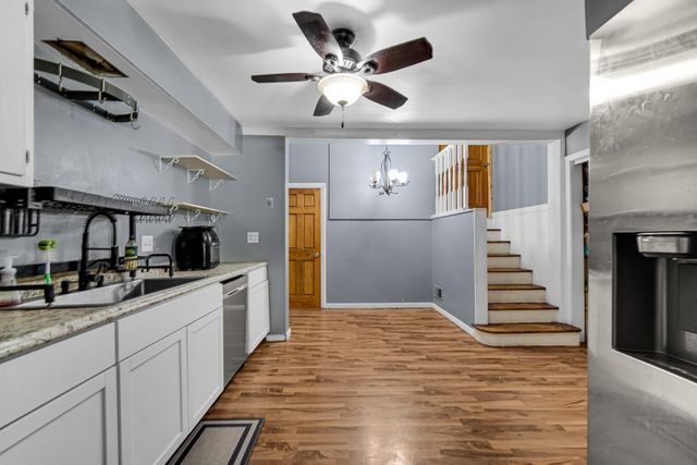 1708 Norwood Drive, Griffith, IN 46319