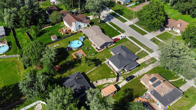 1708 Norwood Drive, Griffith, IN 46319