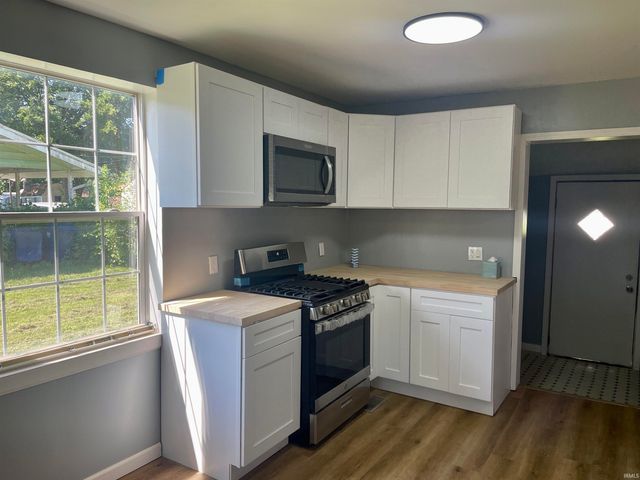 288 N Main Street, Andrews, IN 46702