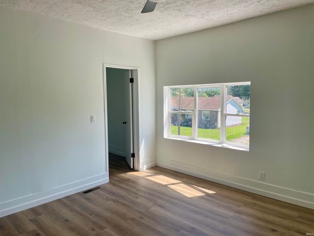 288 N Main Street, Andrews, IN 46702