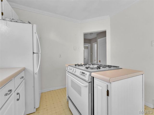 6300 Potomac Street, St Louis, MO 63139