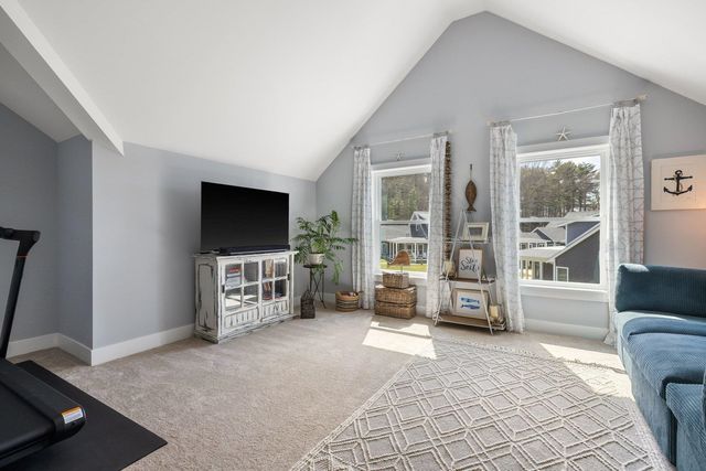 44 Fowler Drive, Rye, NH 03870