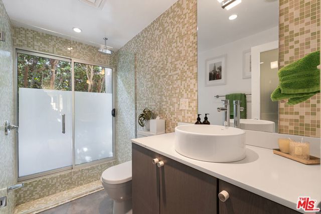 1155 E Mesquite Avenue, Palm Springs, CA 92264