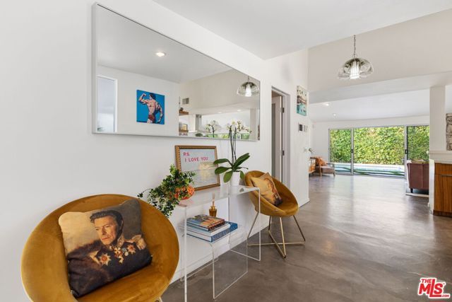 1155 E Mesquite Avenue, Palm Springs, CA 92264