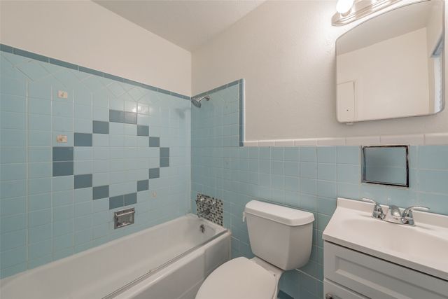 4121 Wilhelm Street, Fort Worth, TX 76119