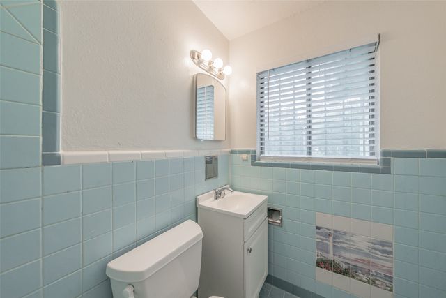 4121 Wilhelm Street, Fort Worth, TX 76119