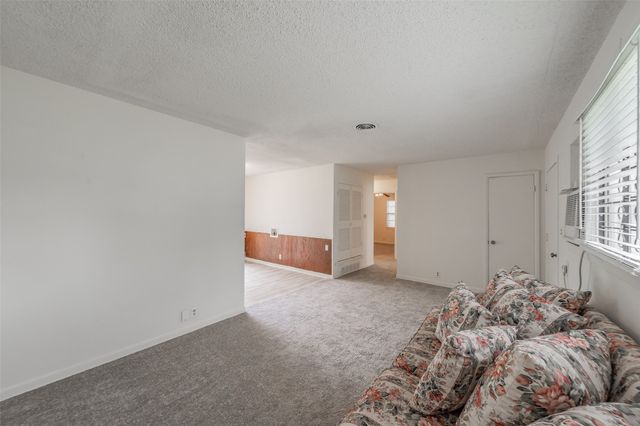 4121 Wilhelm Street, Fort Worth, TX 76119