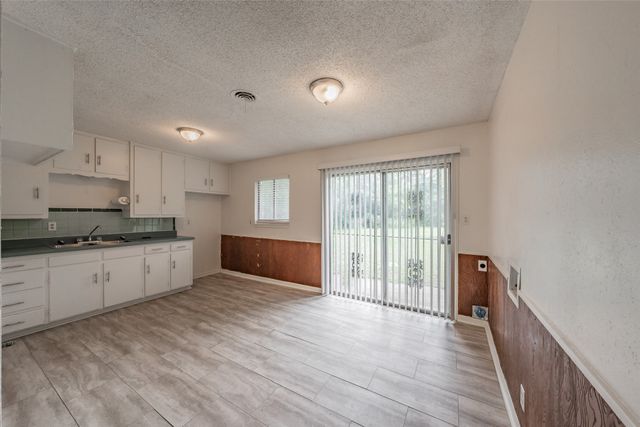 4121 Wilhelm Street, Fort Worth, TX 76119