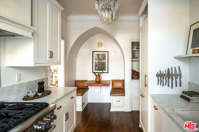 1416 Havenhurst Drive 2B, West Hollywood, CA 90046