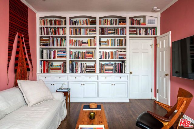 1416 Havenhurst Drive 2B, West Hollywood, CA 90046