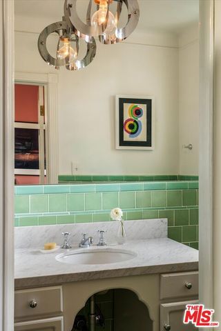 1416 Havenhurst Drive 2B, West Hollywood, CA 90046