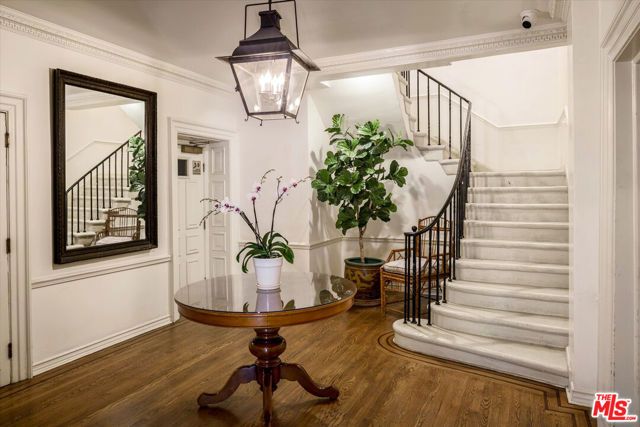 1416 Havenhurst Drive 2B, West Hollywood, CA 90046