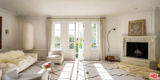 1416 Havenhurst Drive 2B, West Hollywood, CA 90046