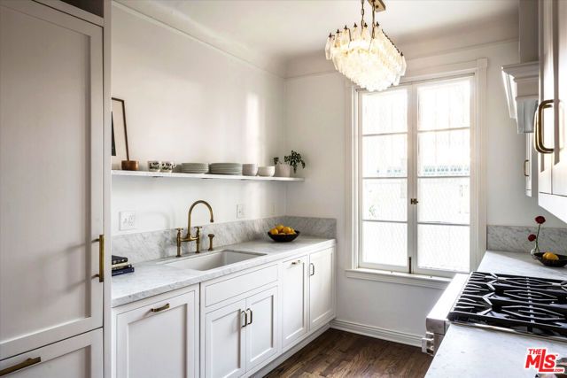 1416 Havenhurst Drive 2B, West Hollywood, CA 90046