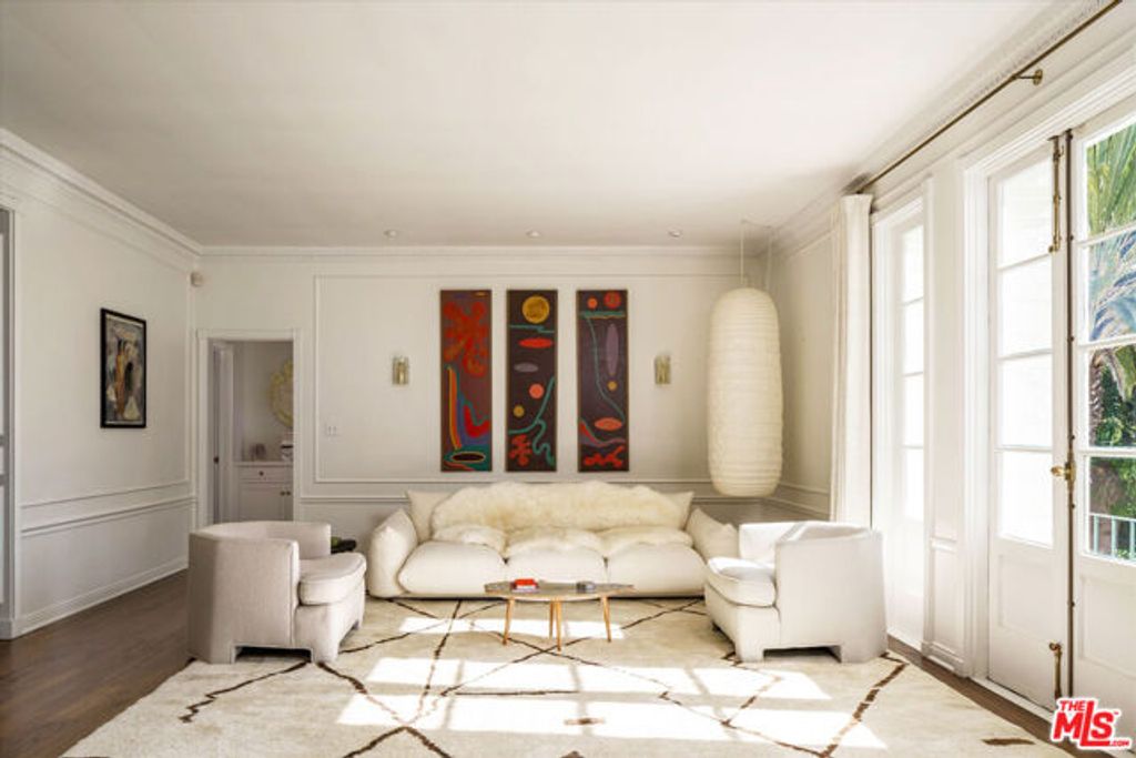 1416 Havenhurst Drive 2B, West Hollywood, CA 90046