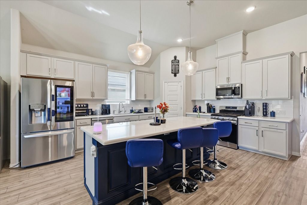 305 Kellan Court, Hickory Creek, TX 75065 — photo 2