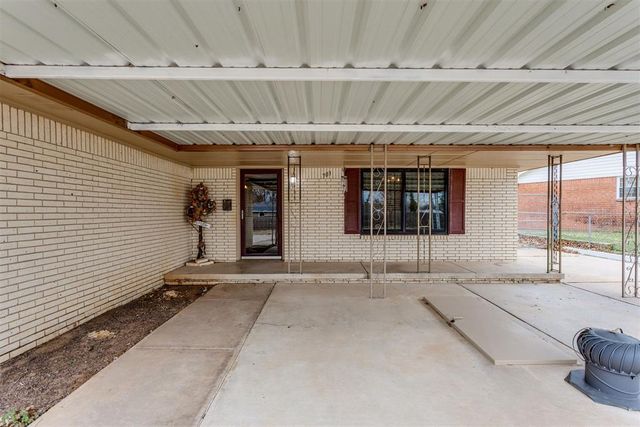 703 S 3rd Street, Yukon, OK 73099
