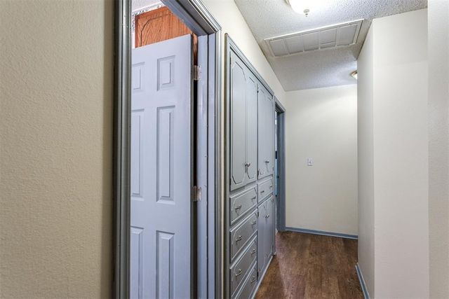 703 S 3rd Street, Yukon, OK 73099