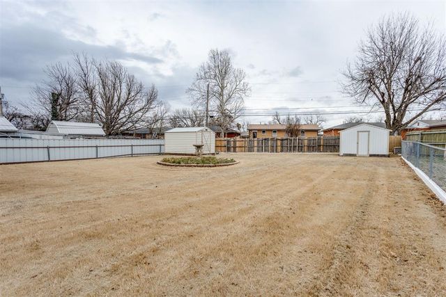 703 S 3rd Street, Yukon, OK 73099