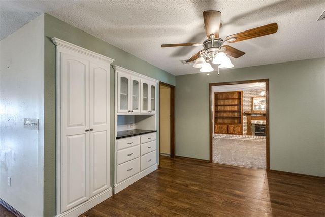 703 S 3rd Street, Yukon, OK 73099