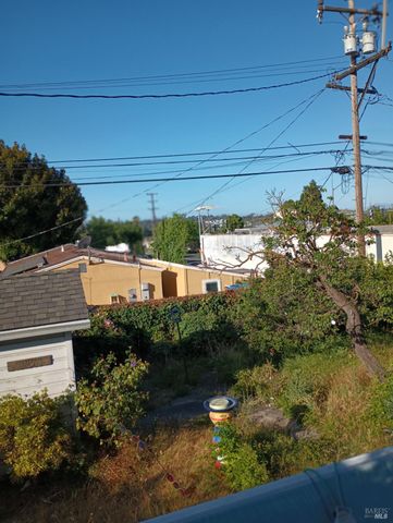 361 Steffan St, Vallejo, CA 94591