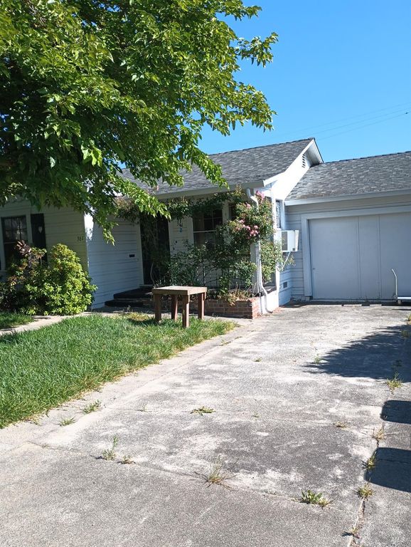 361 Steffan St, Vallejo, CA 94591