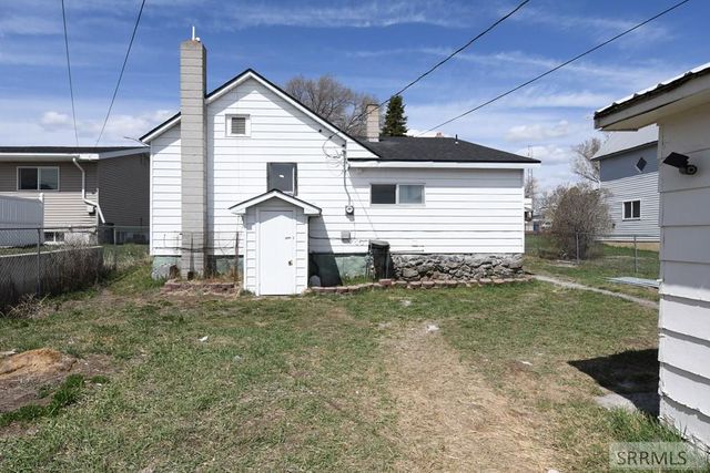 238 W Main Street, St Anthony, ID 83445
